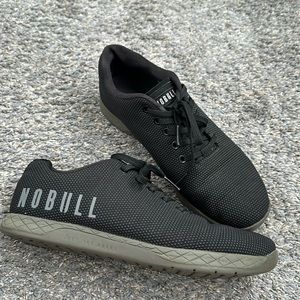Black men’s NOBULL  trainers